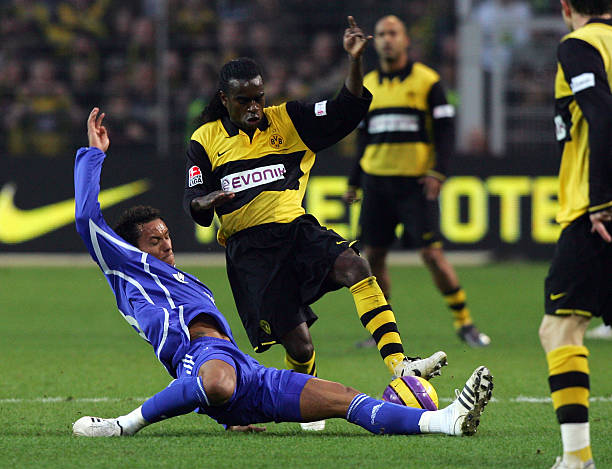 更应谨守规 更应谨守规